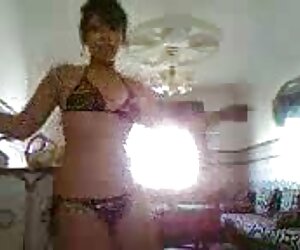 Trưởng bộ ngực phim sex máy bay bà già không che lớn, mập mạp